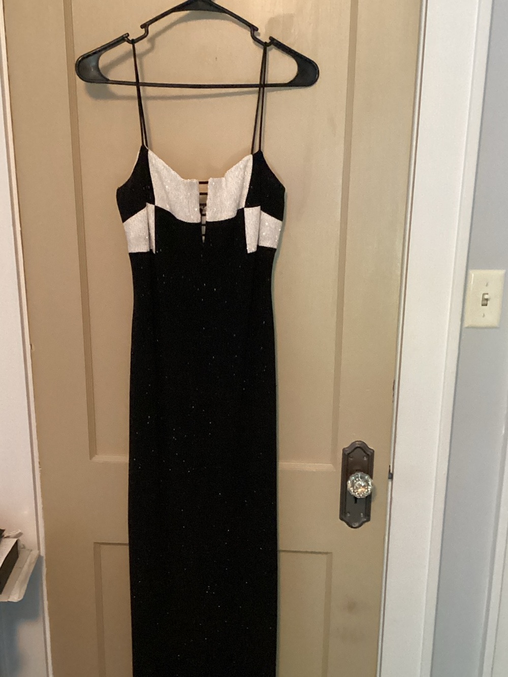 Elegant Black and White Maxi Dress with Sparkle Detail